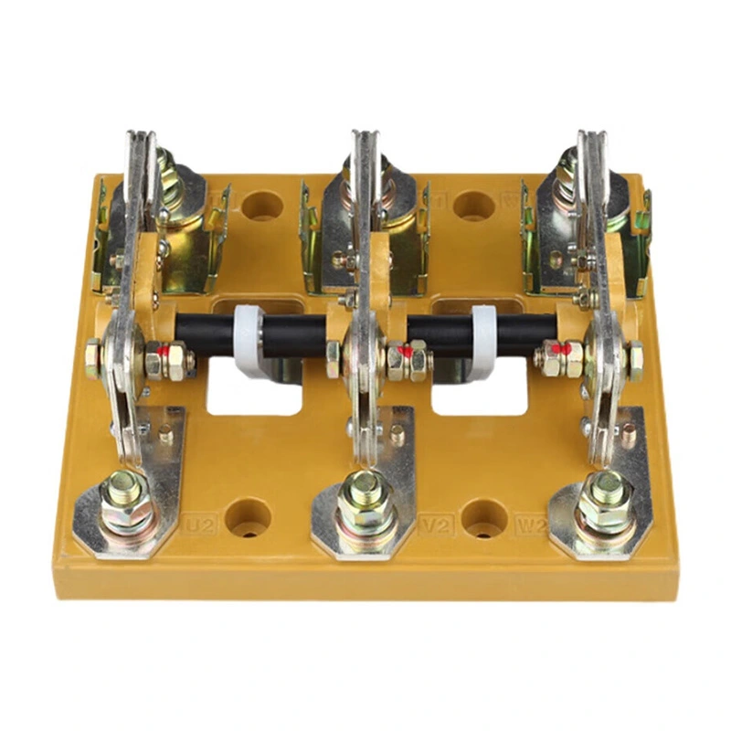 Saklar Isolator 100 Amp 4 Tiang